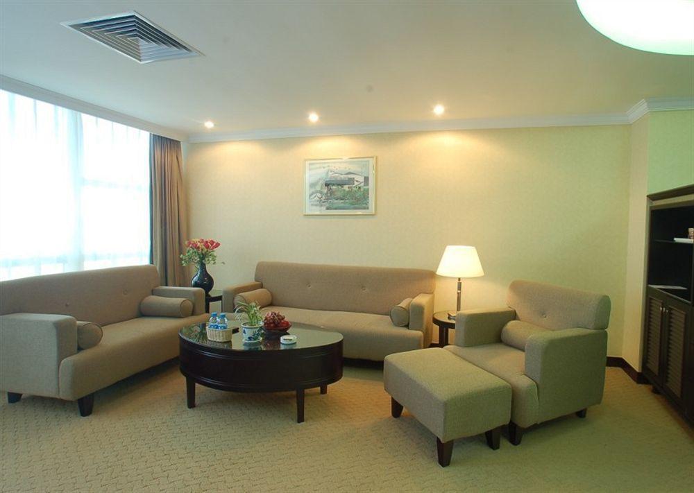 Sunway Hotel Shenzhen Airport Exterior photo